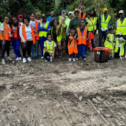 salty-road-clean-team-group